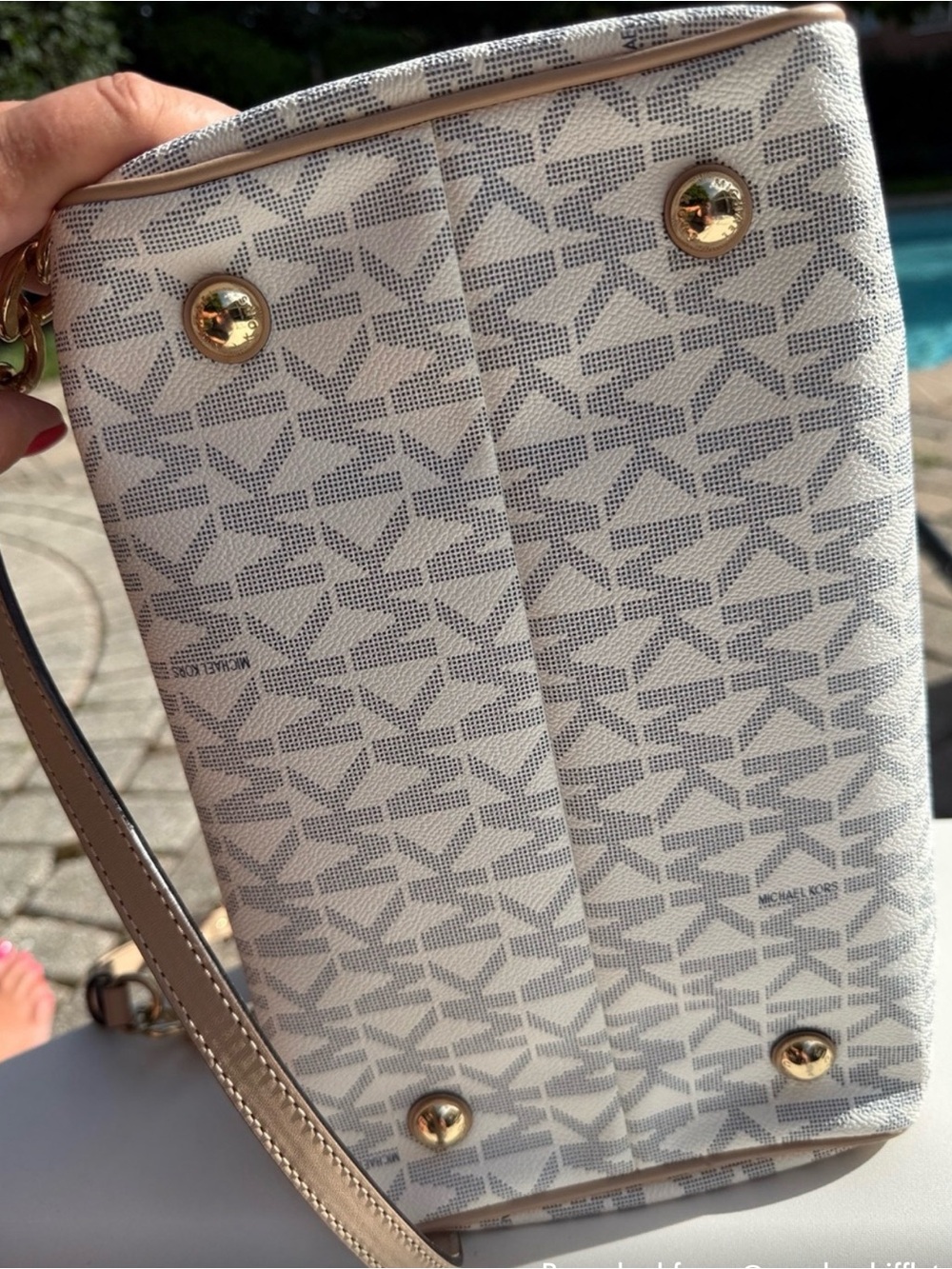 Michael Kors Signature MK Satchel in Beige and Gold - Picture 6 of 11